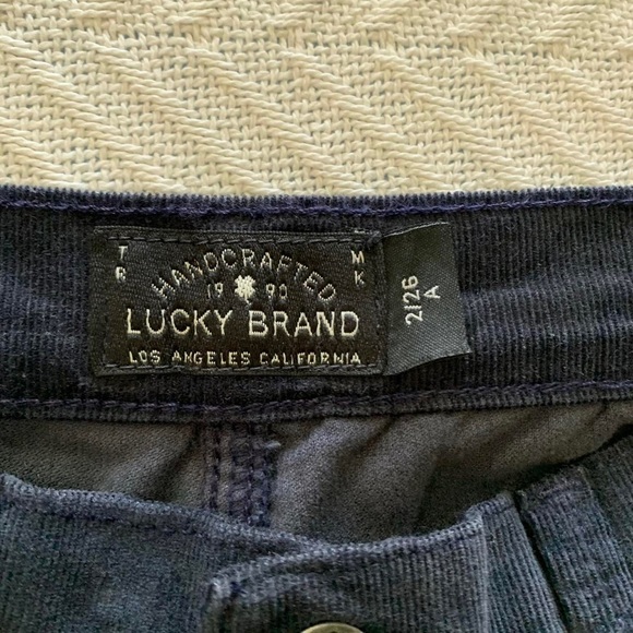 Lucky Brand Corduroy Mid Rise Skinny Pants Jeans Zipper on Bottom of Legs - Picture 3 of 7